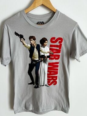 MAD Engine Vintage Star Wars Light Gray Tee with the Classic Luke and Leia